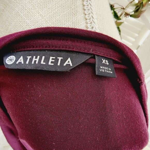 ATHLETA CRANBERRY V NECK LONG SLEEVE XS (OVERSIZED) - Picture 3 of 8